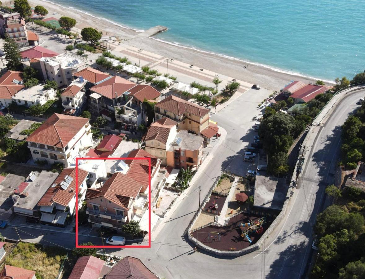 Valsamis Villa Apartments Poros  Extérieur photo
